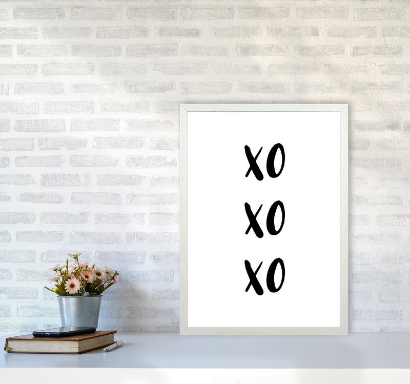 XOXOXO Modern Print A2 Oak Frame